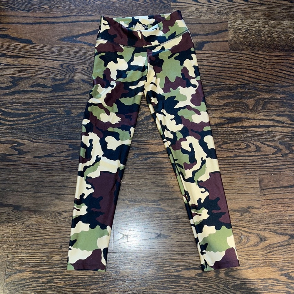 Katie J NYC camouflage leggings size L